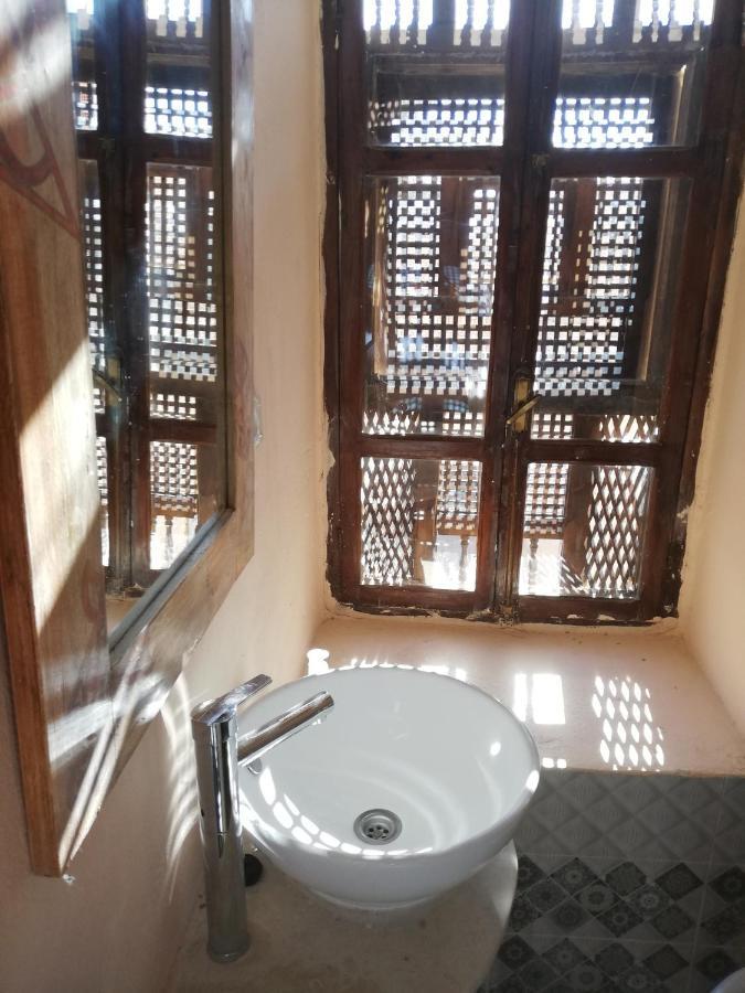 Riad Dar El Caid - Palais XIII Siecle Τοζέρ Εξωτερικό φωτογραφία